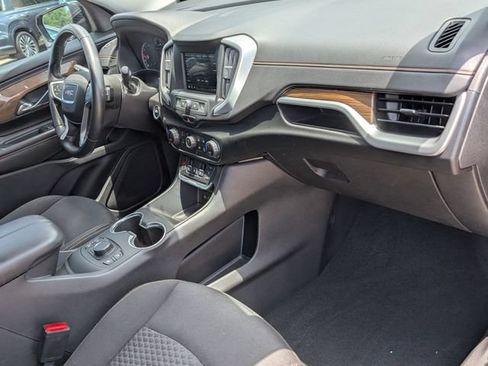 Used 2018 GMC Terrain SLE w/ Driver Convenience Package FWD image 25