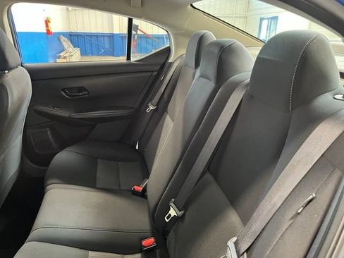 Used 2024 Nissan Sentra SV FWD image 19