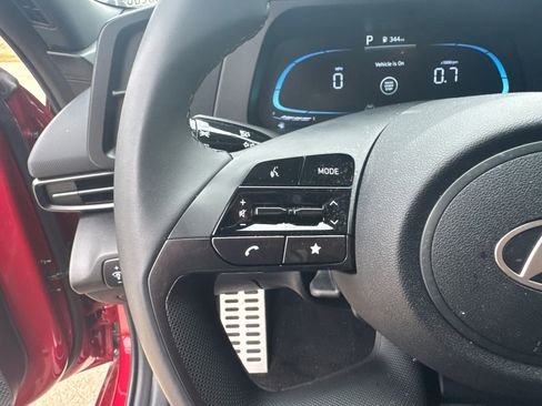 Certified 2025 Hyundai Elantra Sport FWD image 25