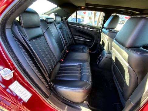 Used 2023 Chrysler 300 S image 19