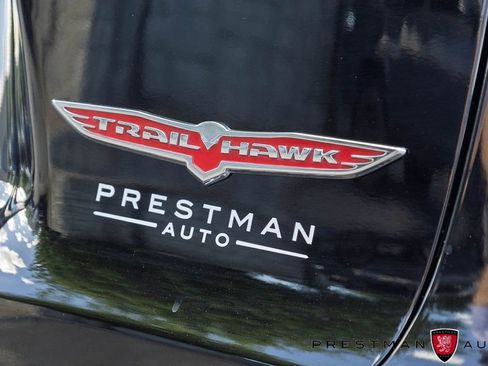 Used 2022 Jeep Cherokee Trailhawk w/ Sun, Sound & Nav Group AWD/4WD image 10