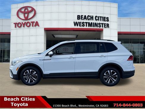 Used 2024 Volkswagen Tiguan S image 7