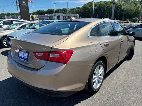 Used 2018 Chevrolet Malibu LT FWD image 22