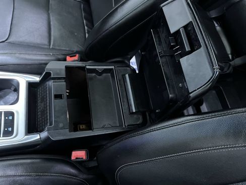 Used 2020 Ford Explorer Limited RWD image 26