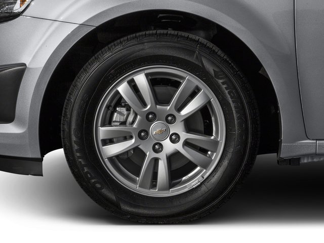 Used 2016 Chevrolet Sonic LT FWD image 13