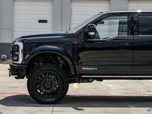 Used 2026 Ford F450 Platinum w/ Platinum Plus Package AWD/4WD image 8