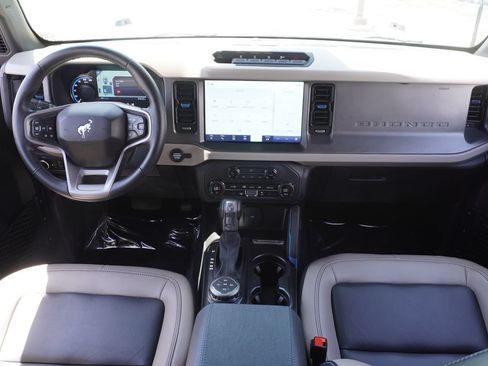 Used 2024 Ford Bronco Wildtrak AWD/4WD image 12