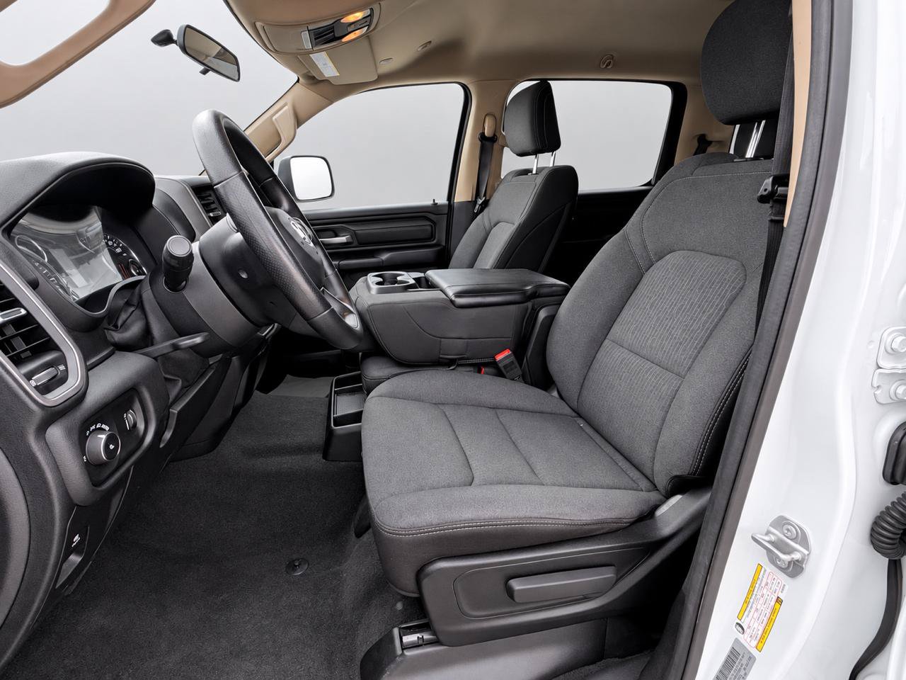 Used 2020 RAM 1500 Tradesman AWD/4WD image 9