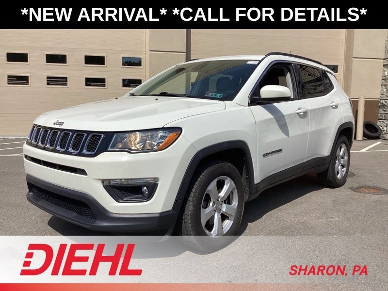 Used 2019 Jeep Compass Latitude w/ Popular Equipment Group AWD/4WD image 3
