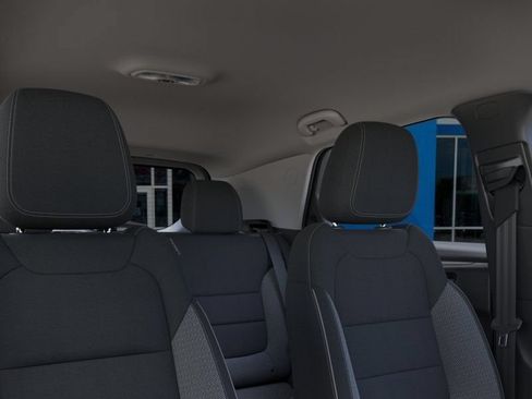 New 2026 Chevrolet TrailBlazer LT w/ LT Cold Weather Package FWD image 24