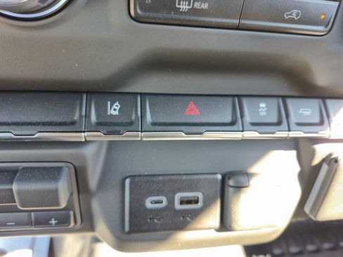 New 2025 Chevrolet Silverado 2500 W/T w/ WT Convenience Package image 24