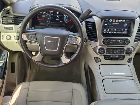Used 2019 GMC Yukon Denali w/ Denali Ultimate Package AWD/4WD image 16