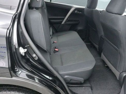 Used 2018 Toyota RAV4 XLE image 11