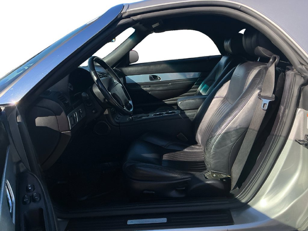 Used 2004 Ford Thunderbird RWD image 14