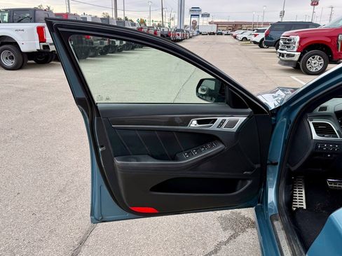 Used 2018 Genesis G80 3.3T Sport image 12