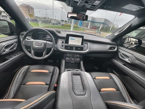 Used 2024 GMC Yukon AT4 AWD/4WD image 21