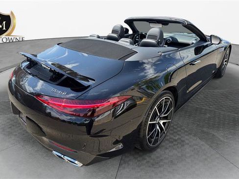 Used 2022 Mercedes-Benz SL 63 AMG 4MATIC image 25
