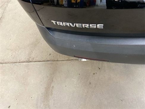 Certified 2021 Chevrolet Traverse LS image 58