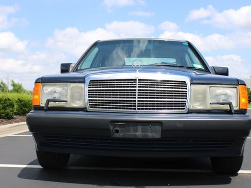 Used 1993 Mercedes-Benz 190 E 2.6 image 37