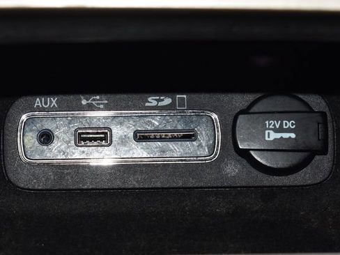 Used 2014 Jeep Grand Cherokee Overland w/ Advanced Technology Group image 16