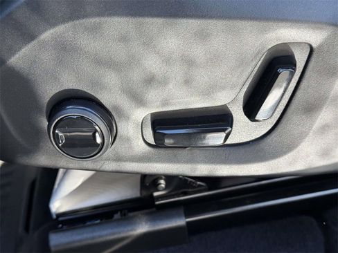 Certified 2026 Volvo XC60 B5 Plus w/ Climate Package image 18