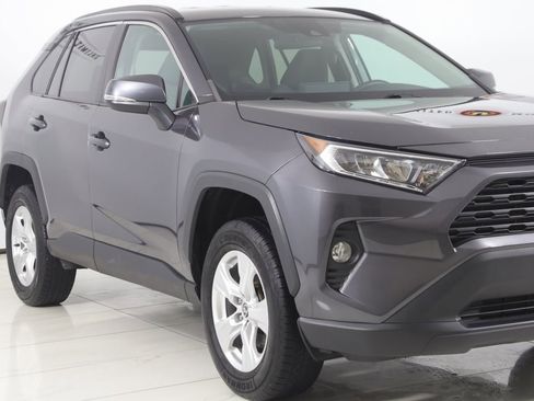 Used 2021 Toyota RAV4 XLE image 35