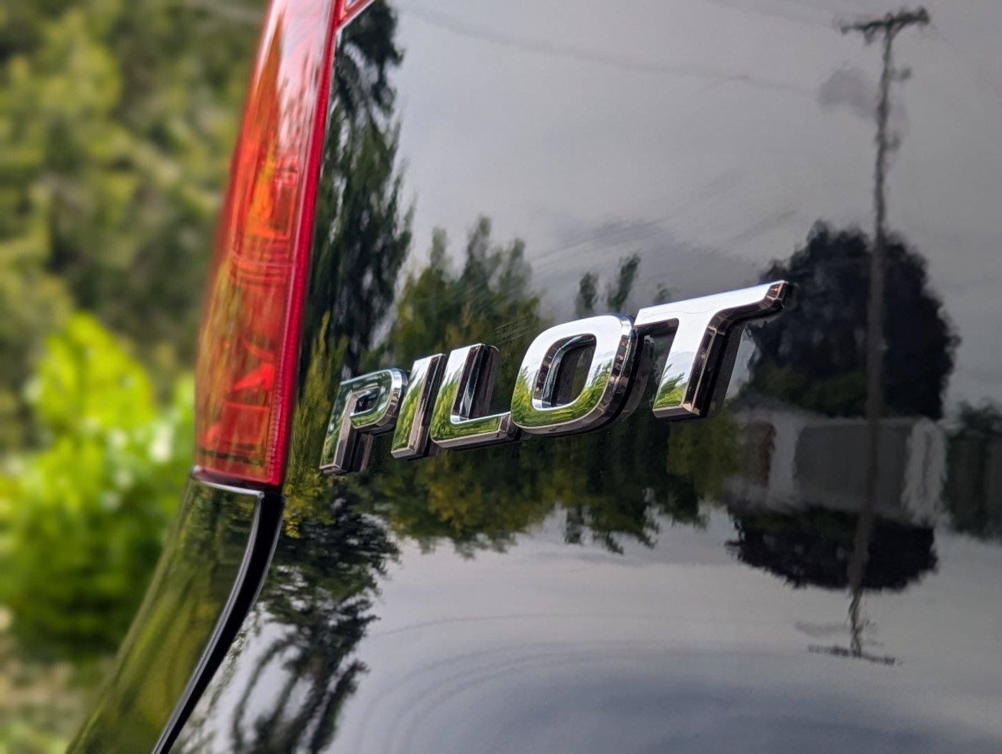 Used 2016 Honda Pilot Touring image 37