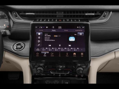 Certified 2022 Jeep Grand Cherokee L Laredo RWD image 7
