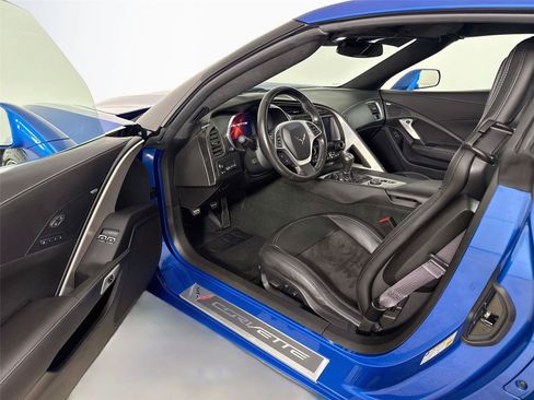 Used 2015 Chevrolet Corvette Stingray Coupe w/ 3LT Preferred Equipment Group RWD image 3