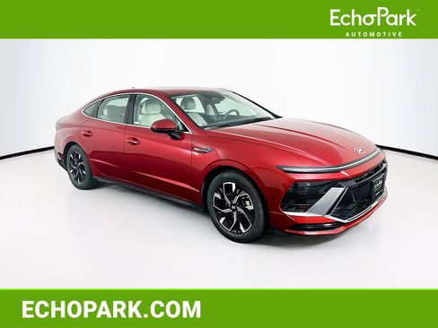 Used 2025 Hyundai Sonata SEL FWD image 1