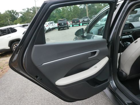 Used 2021 Hyundai Sonata Blue FWD image 26