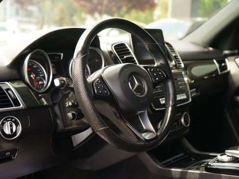 Used 2018 Mercedes-Benz GLE 350 4MATIC image 15