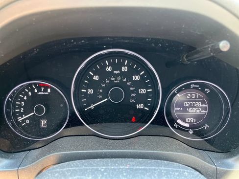 Used 2021 Honda HR-V LX image 7
