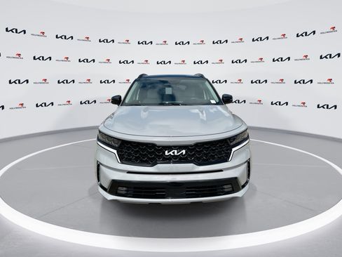 Used 2023 Kia Sorento SX image 3