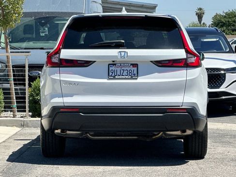Used 2025 Honda CR-V LX image 4