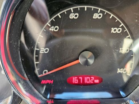 Used 2009 Pontiac G6 Sedan w/ Preferred Package image 12