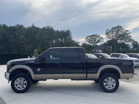 Used 2013 Ford F250 Lariat w/ FX4 Off Road Pkg AWD/4WD image 4
