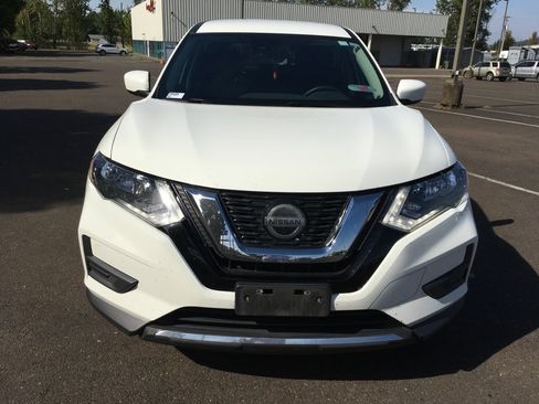 Used 2020 Nissan Rogue S FWD image 9