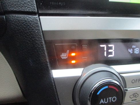 Used 2015 Subaru Outback 2.5i Limited image 13