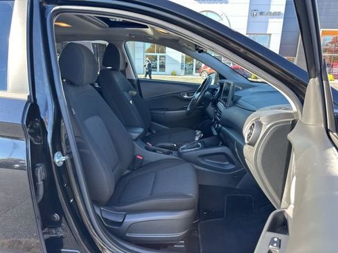 Used 2022 Hyundai Kona SEL w/ Convenience Package image 26