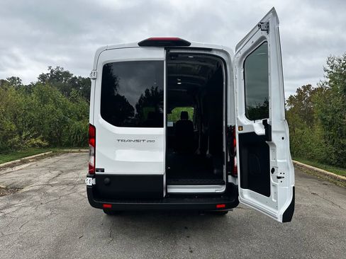 New 2025 Ford Transit 250 148 High Roof Extended w/ Load Area Protection Package image 44