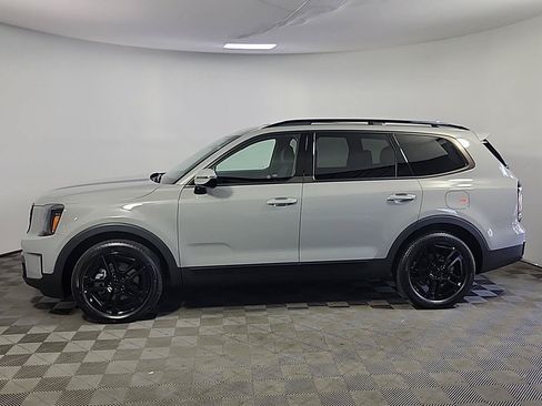 Certified 2025 Kia Telluride SX Prestige X-Line AWD/4WD image 11