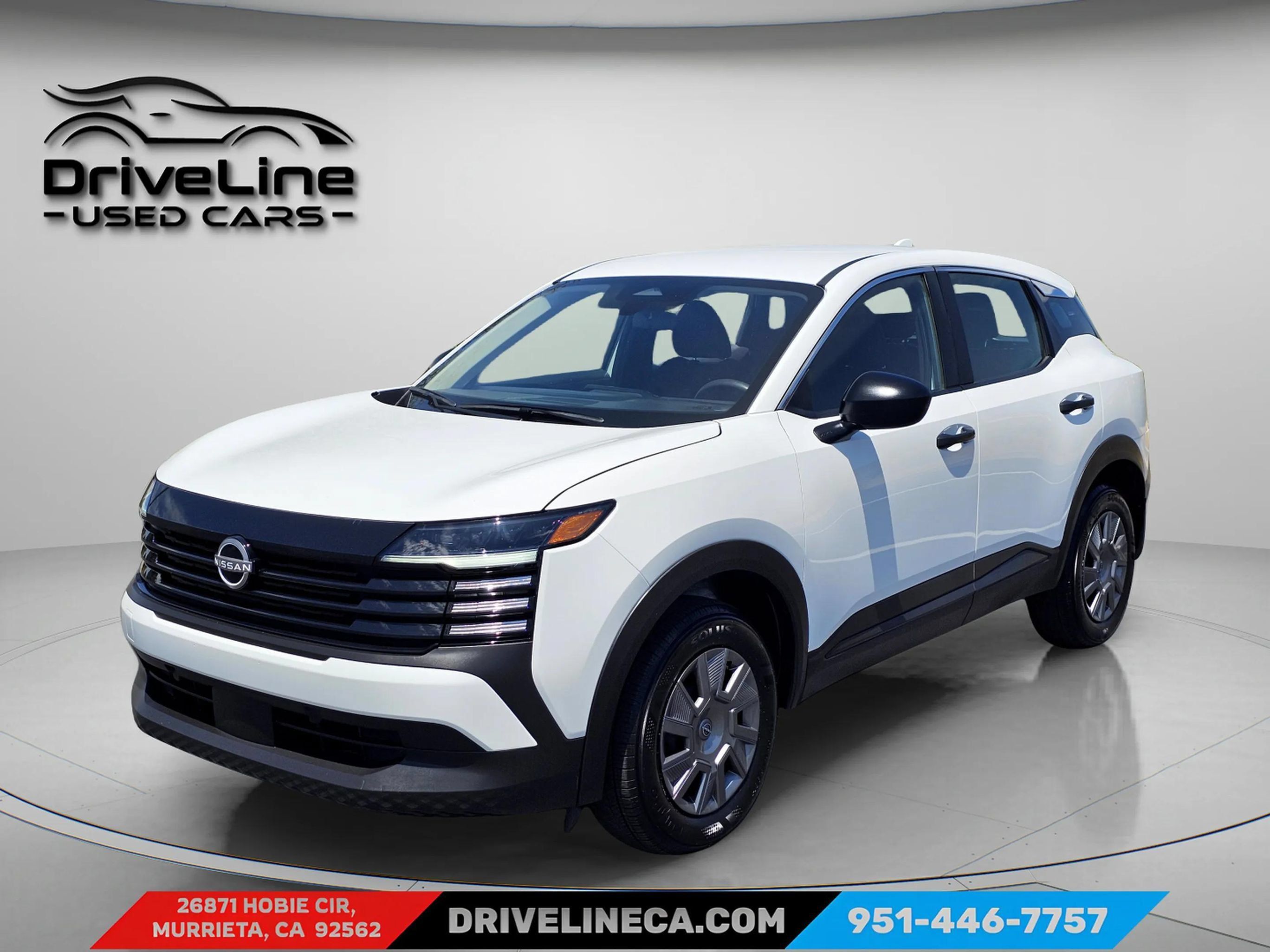 Used 2025 Nissan Kicks S w/ Charging Package FWD image 1