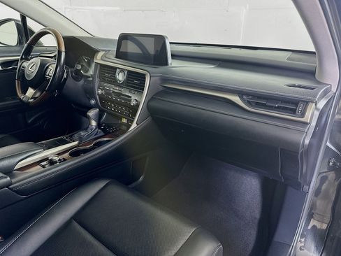 Used 2021 Lexus RX 350L Premium w/ Premium Package image 30