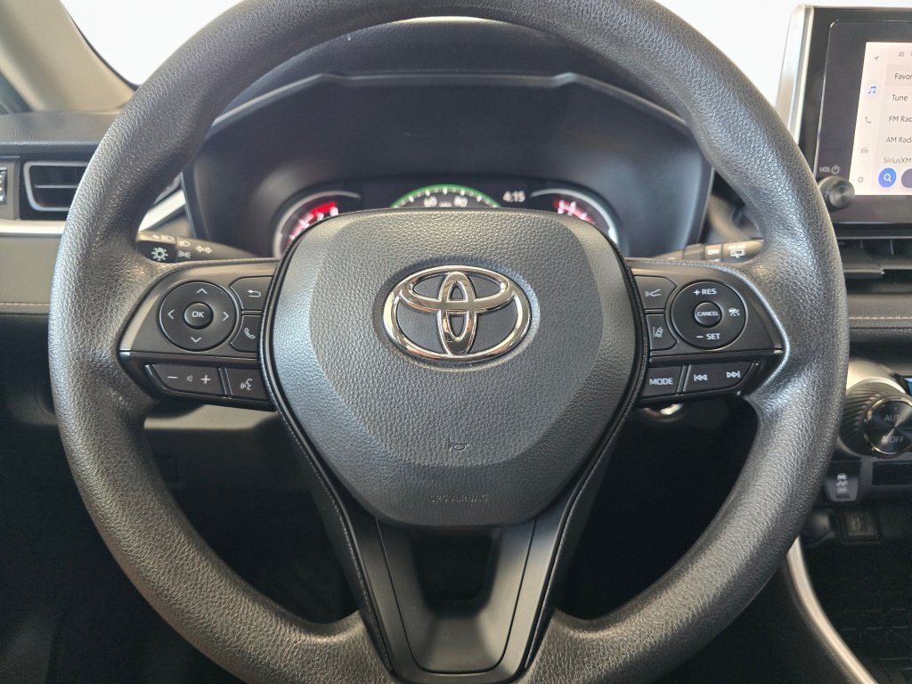 Used 2025 Toyota RAV4 XLE AWD/4WD image 22