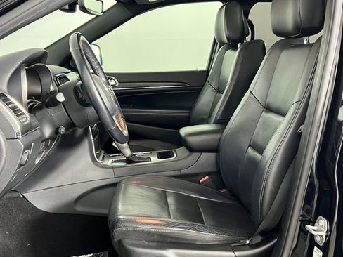 Used 2020 Jeep Grand Cherokee Limited w/ Luxury Group II image 13