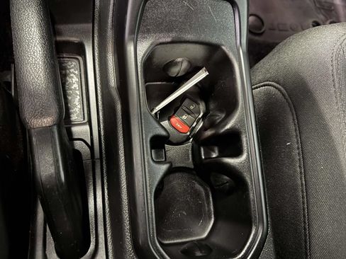 Used 2023 Jeep Wrangler Unlimited Sport AWD/4WD image 25