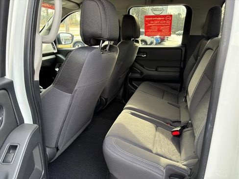 Certified 2023 Nissan Frontier SV w/ Technology Package image 21