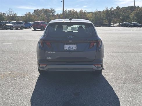New 2026 Hyundai Tucson SE image 6