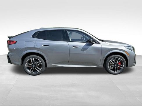 New 2026 BMW X2 xDrive28i AWD/4WD image 2